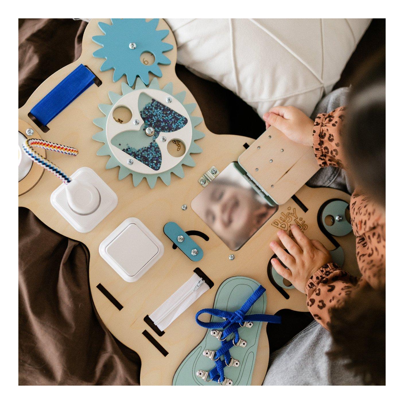 Busy Board Osito Curioso – Juguete Educativo