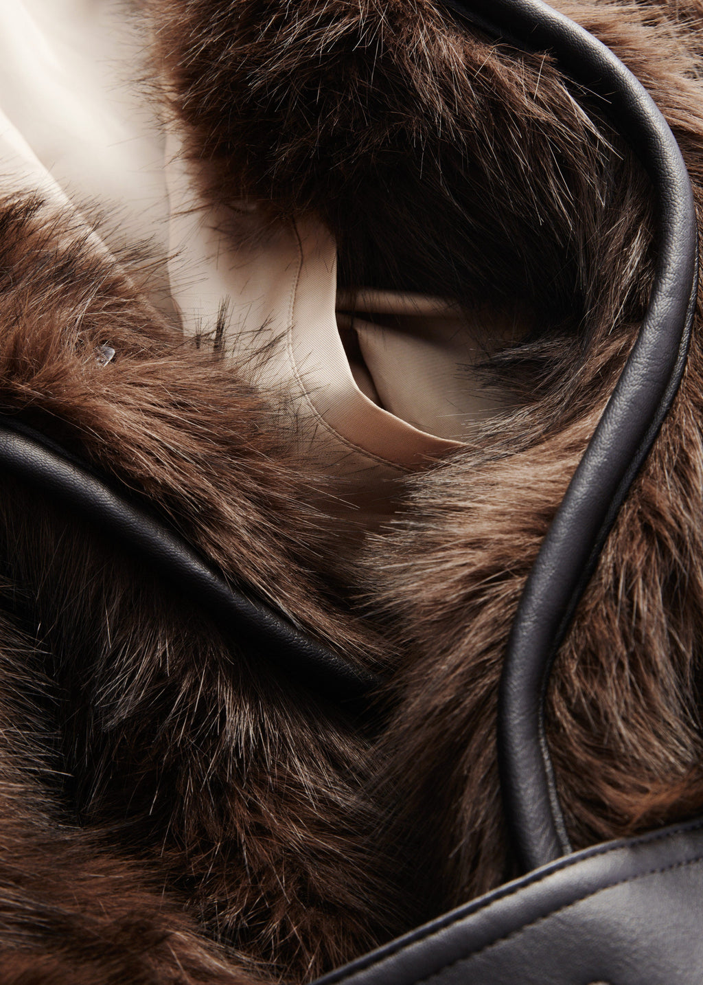 Manteau En Fourrure Coat X Chira - Marron