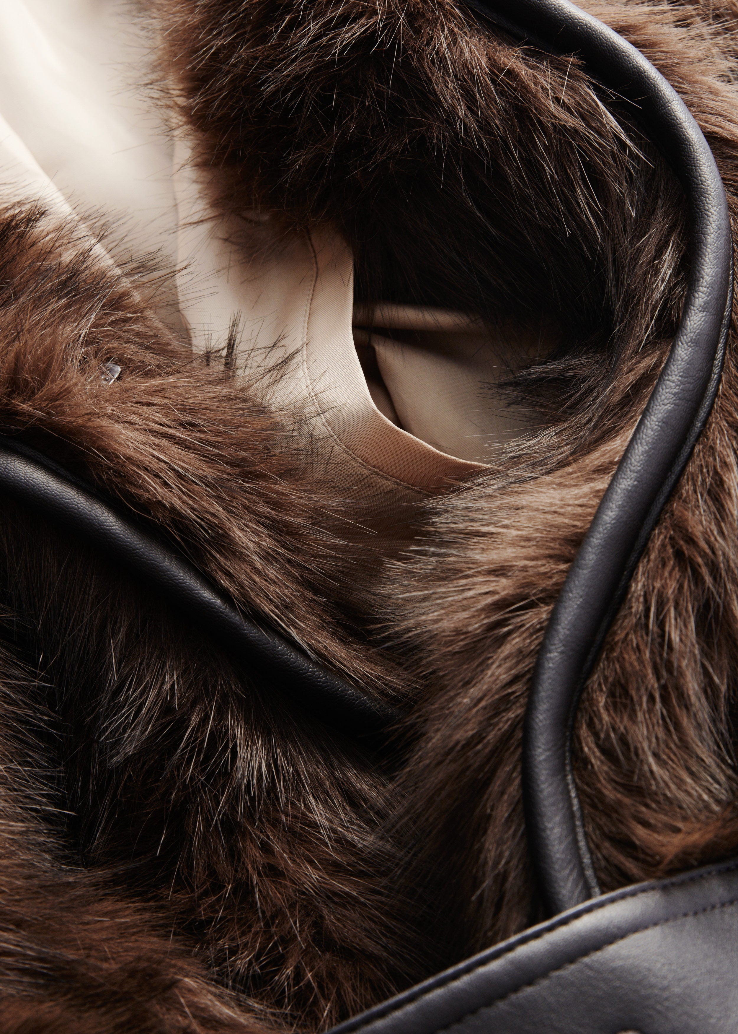 Manteau En Fourrure Coat X Chira - Marron