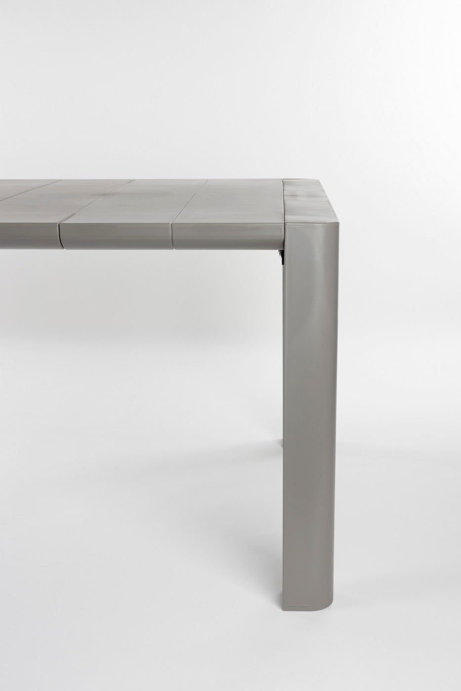 Alban - Mesa exterior - Gris