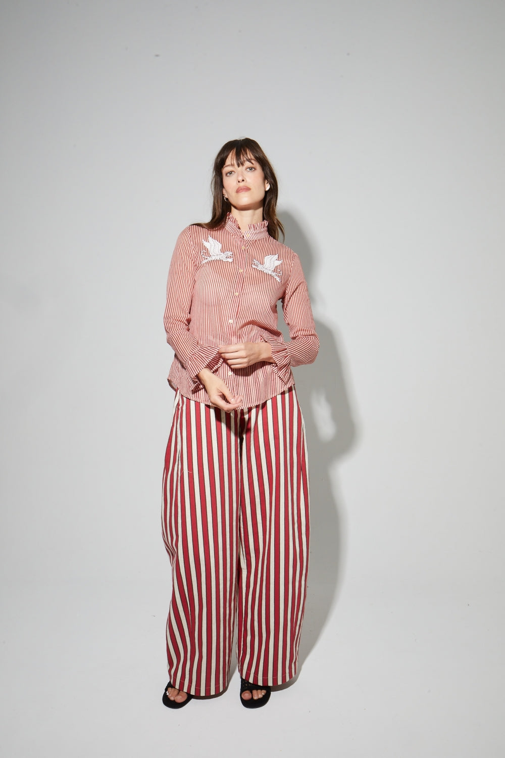 Chemise Iris Voile De Coton Rayures Rouges Fabriquée En Italie