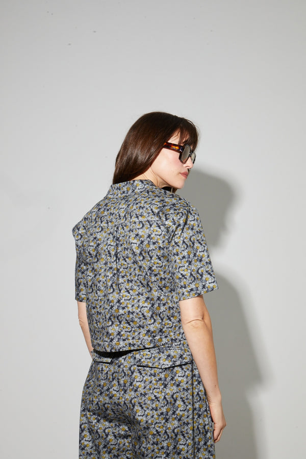 La camisa vaquera Mael Flower hecha en Italia