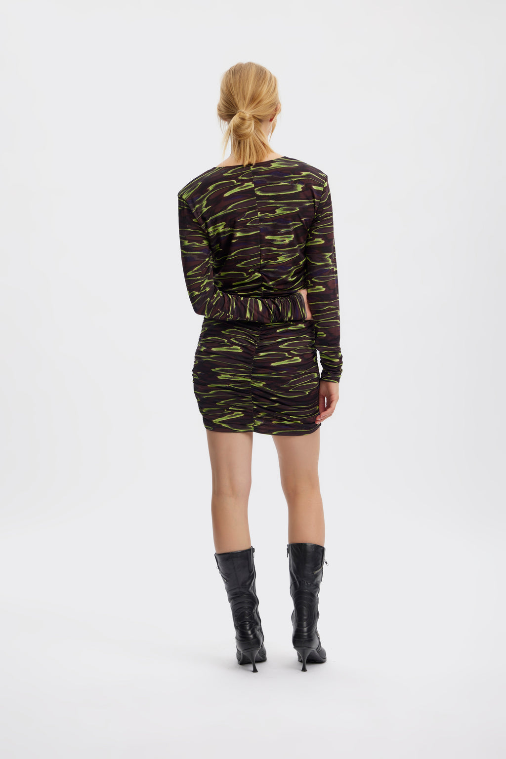 Robe Shevygz P Short