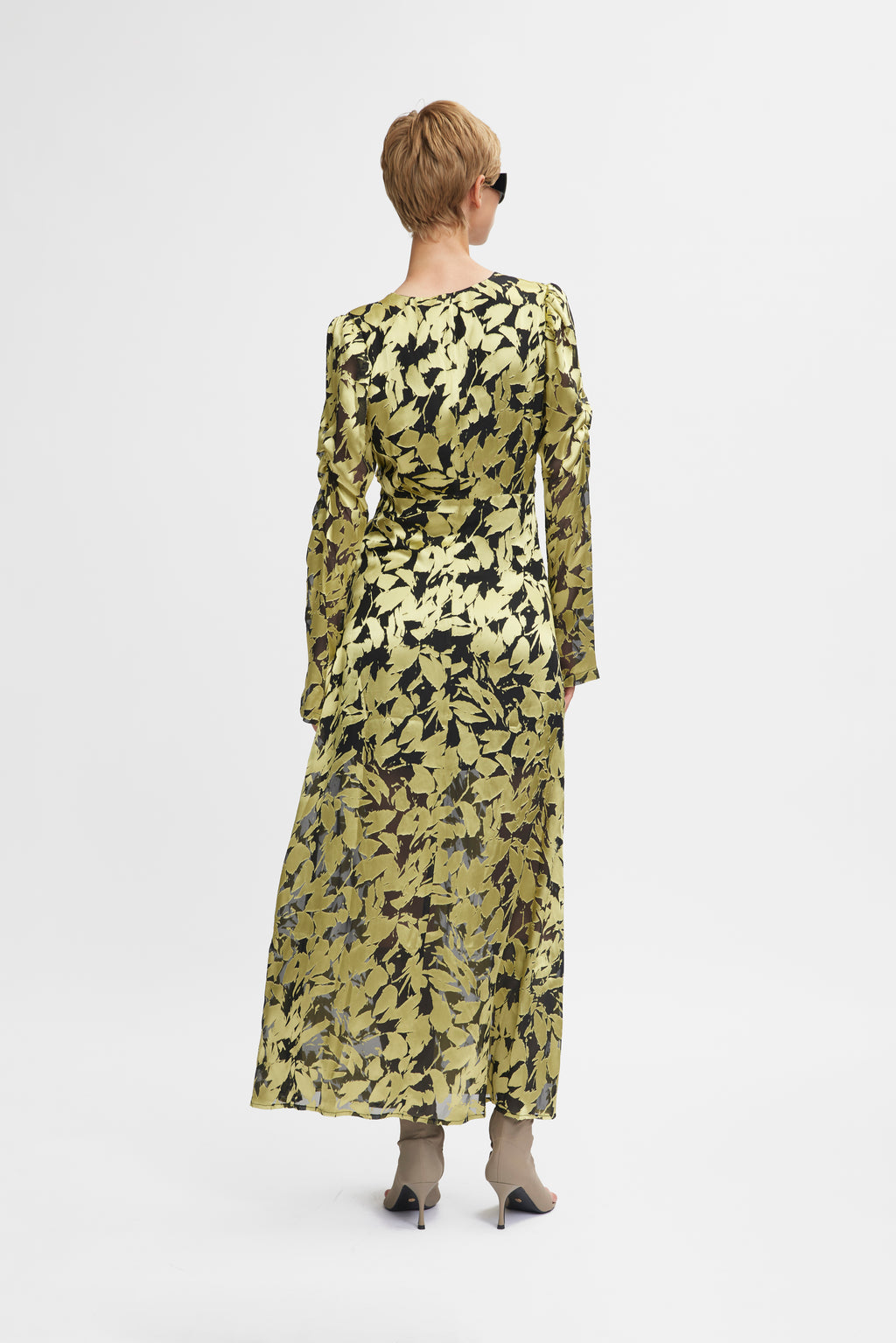 Robe Sikuragz P Silk Maxi