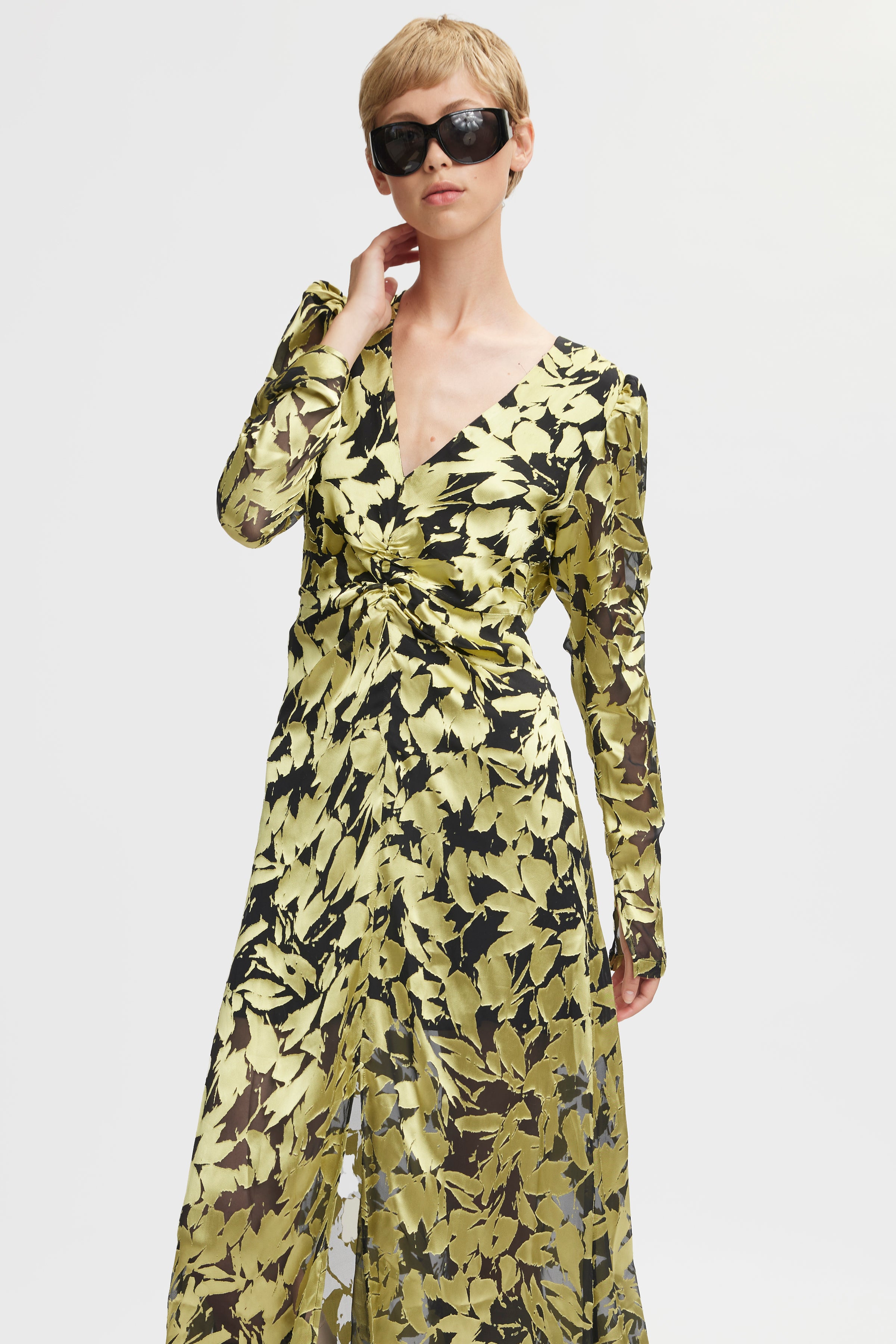 Robe Sikuragz P Silk Maxi