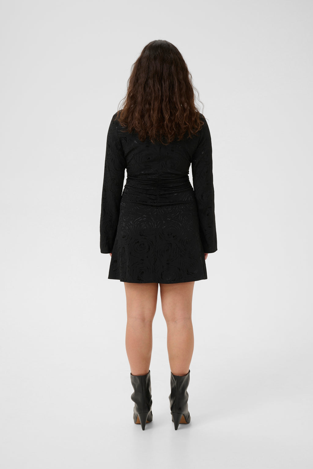 Robe Gzrosia Short