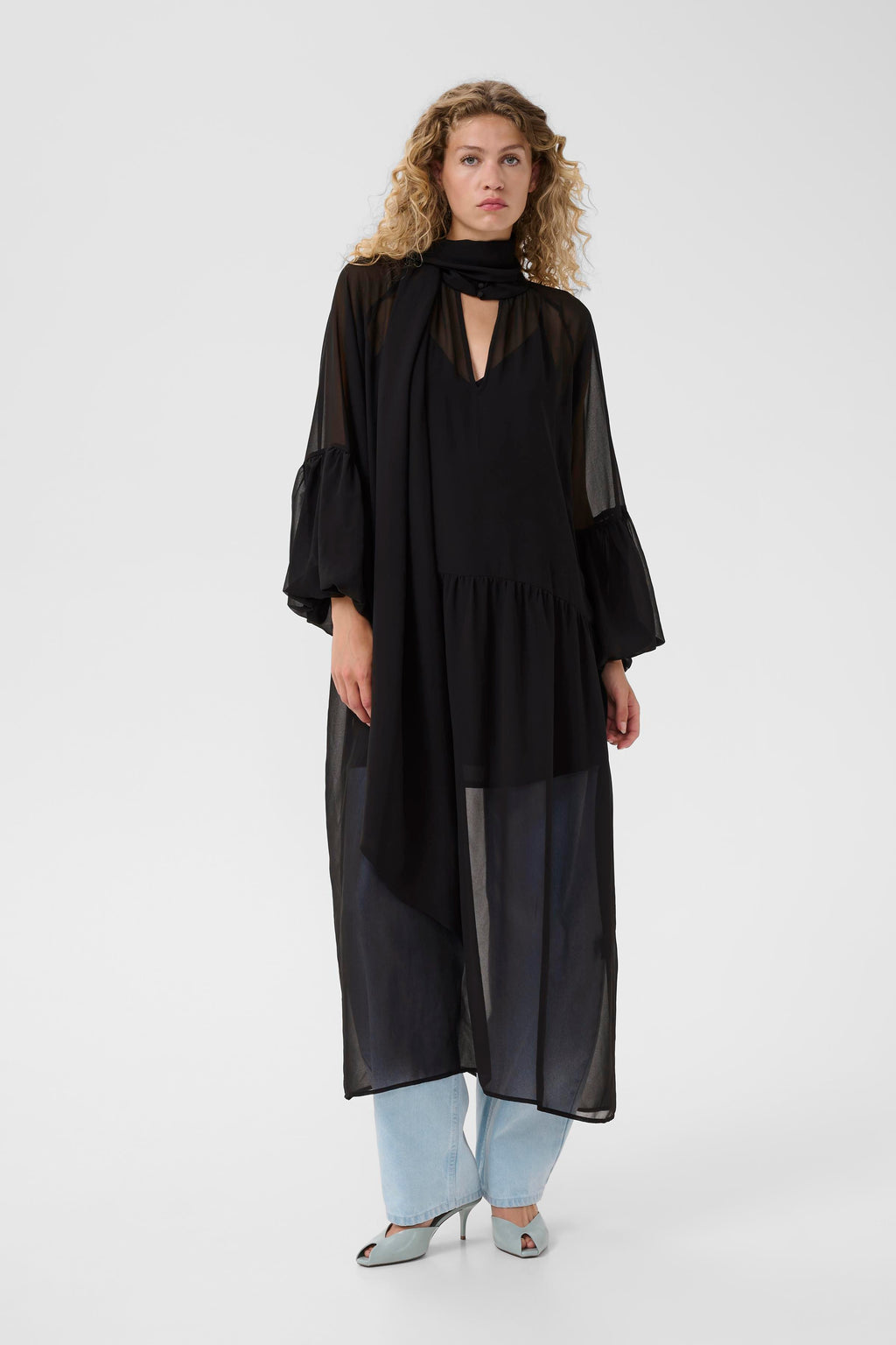Robe Gzzurina