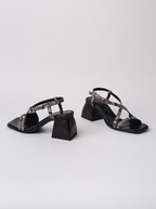 Sandalias cuadradas de pitón aplastadas