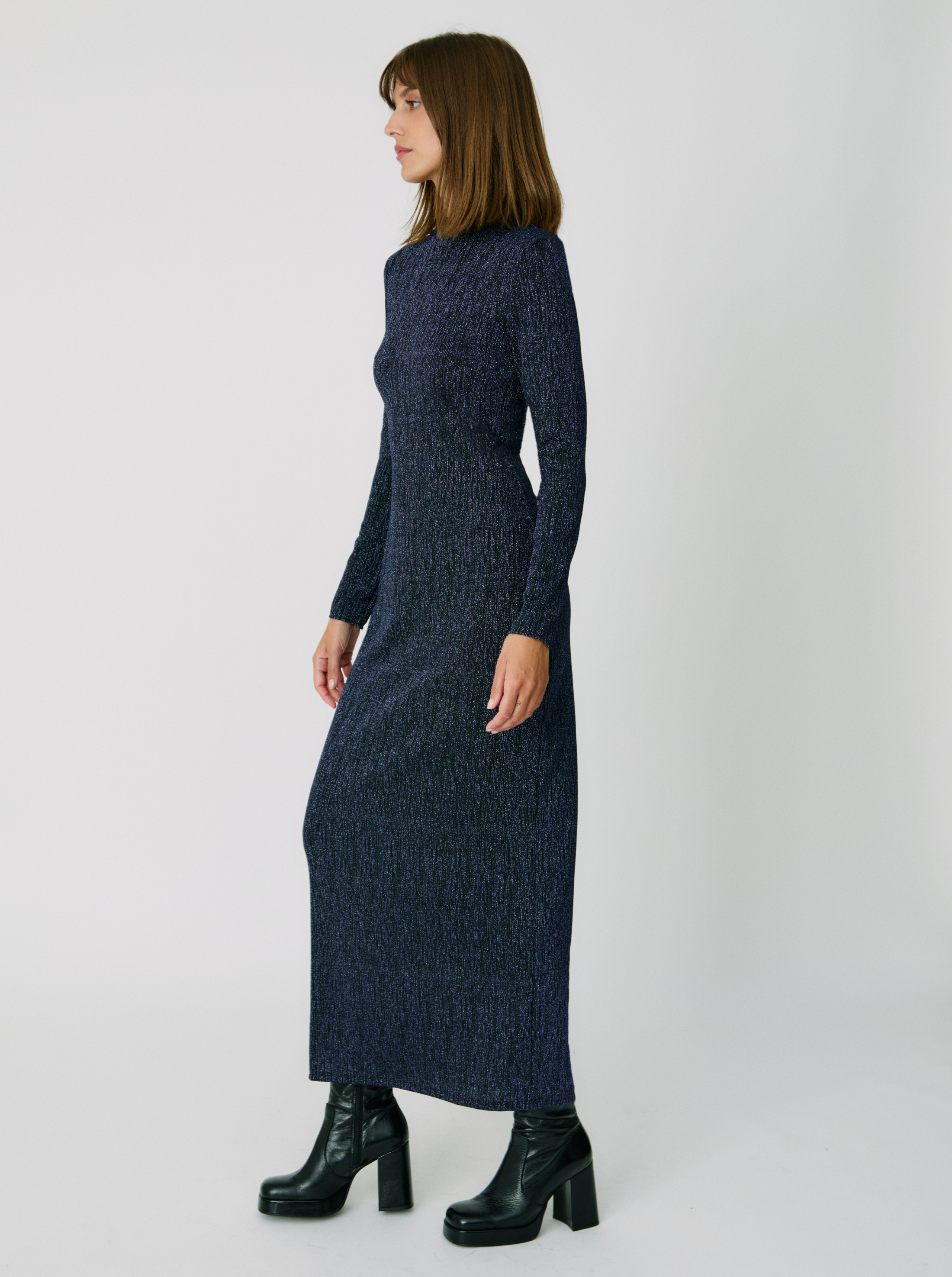 Vestido azul brillante