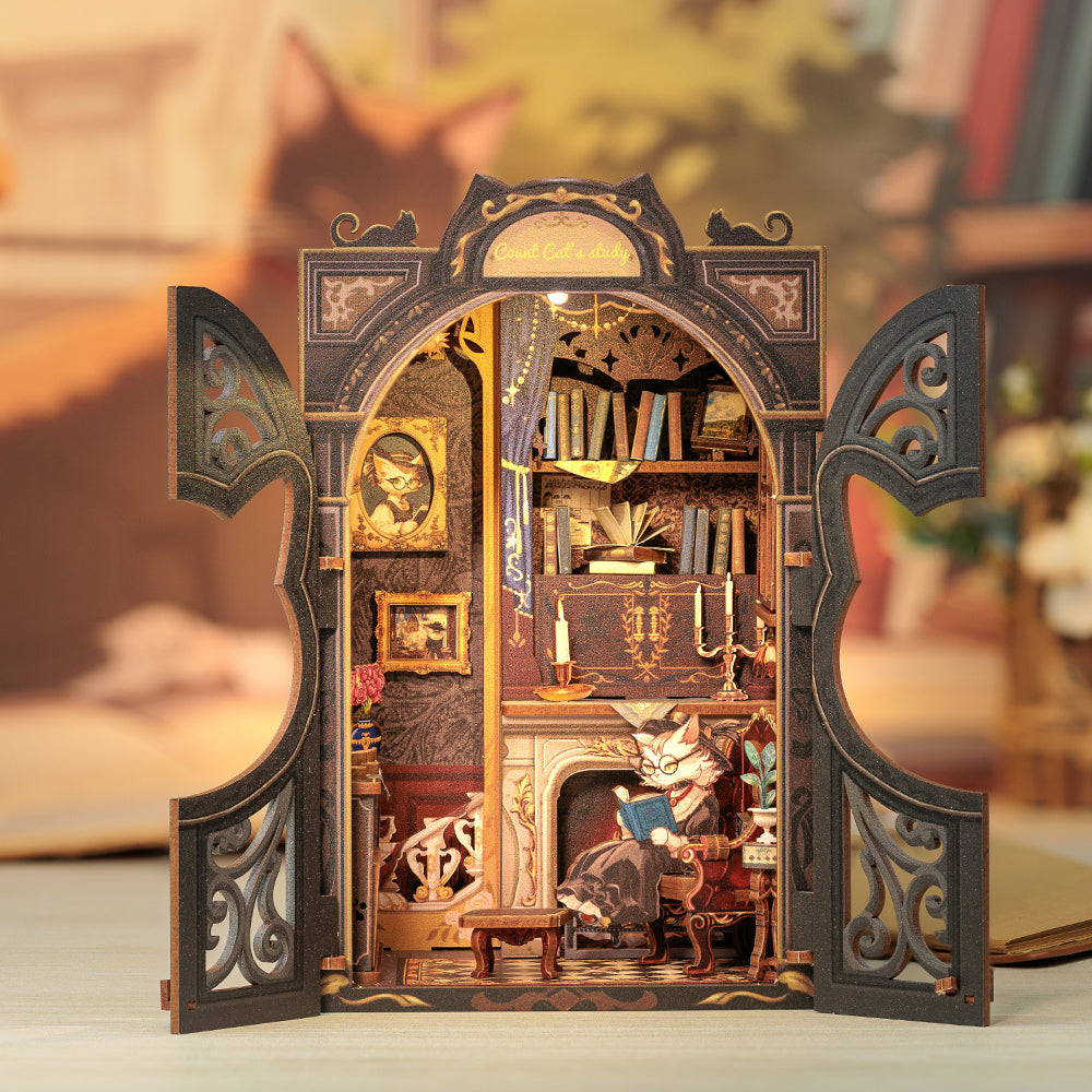 Book Nook - Le Bureau Du Comte Chat