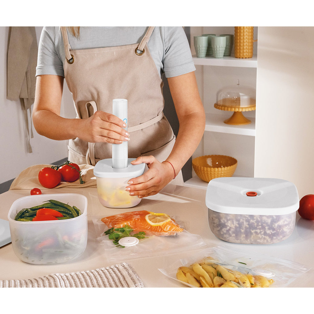 Vacuum Container
