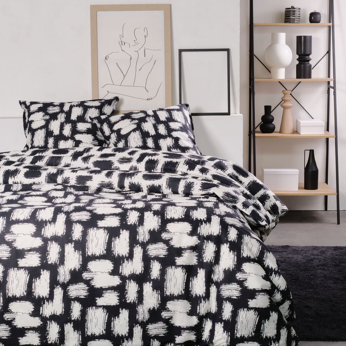 Sunshine - Pattern 13.4 Bed Set - Black