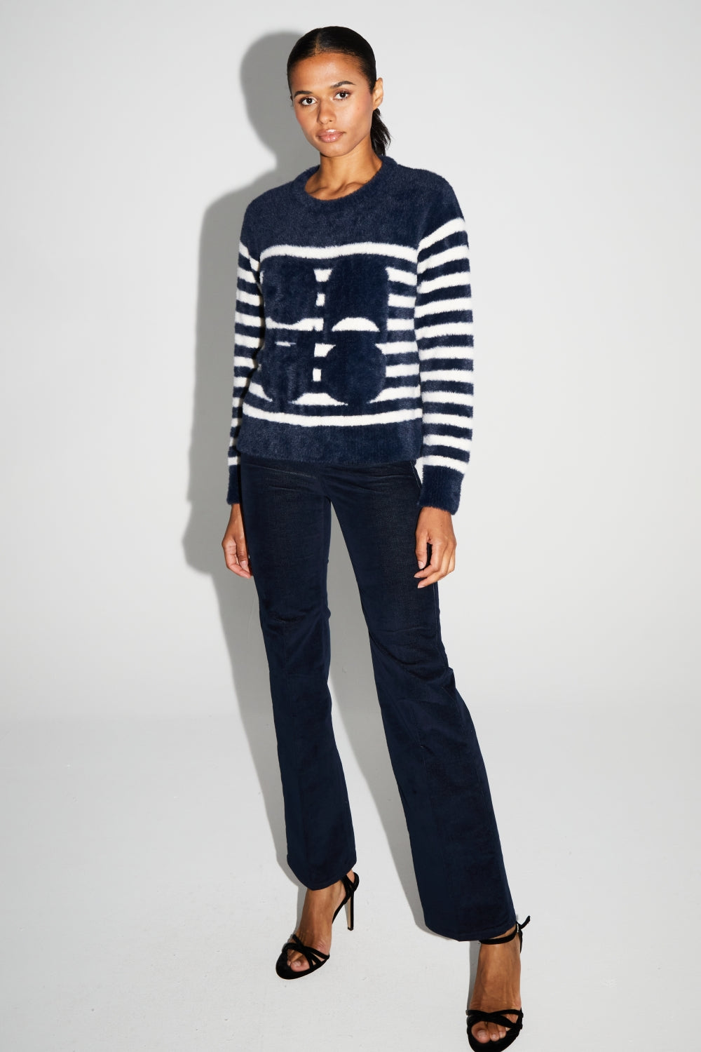 Lina Fluffy Navy Knit Made In Portugal
