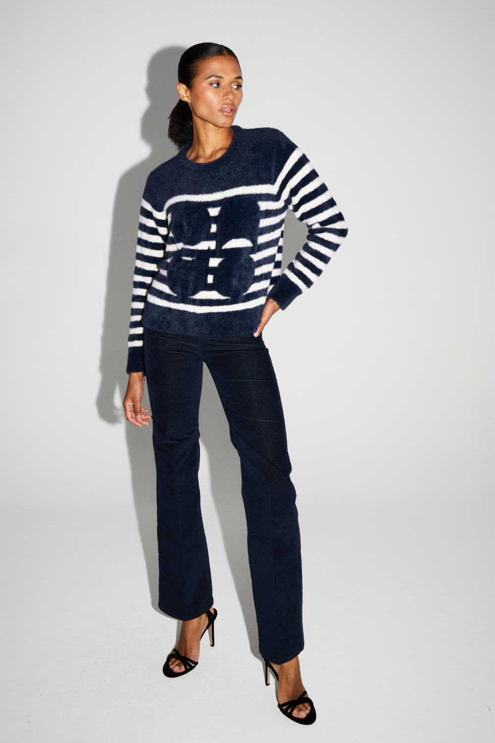 Lina Fluffy Navy Knit Made In Portugal