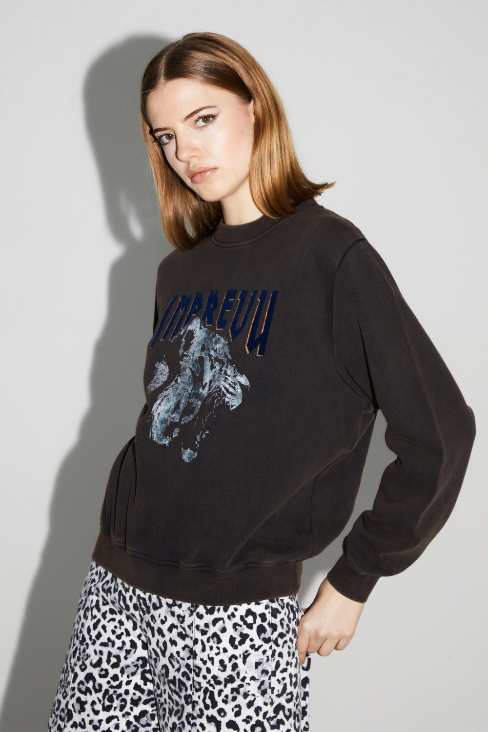 Sweatshirt Eddie Black Tiger Fabriqué Au Portugal