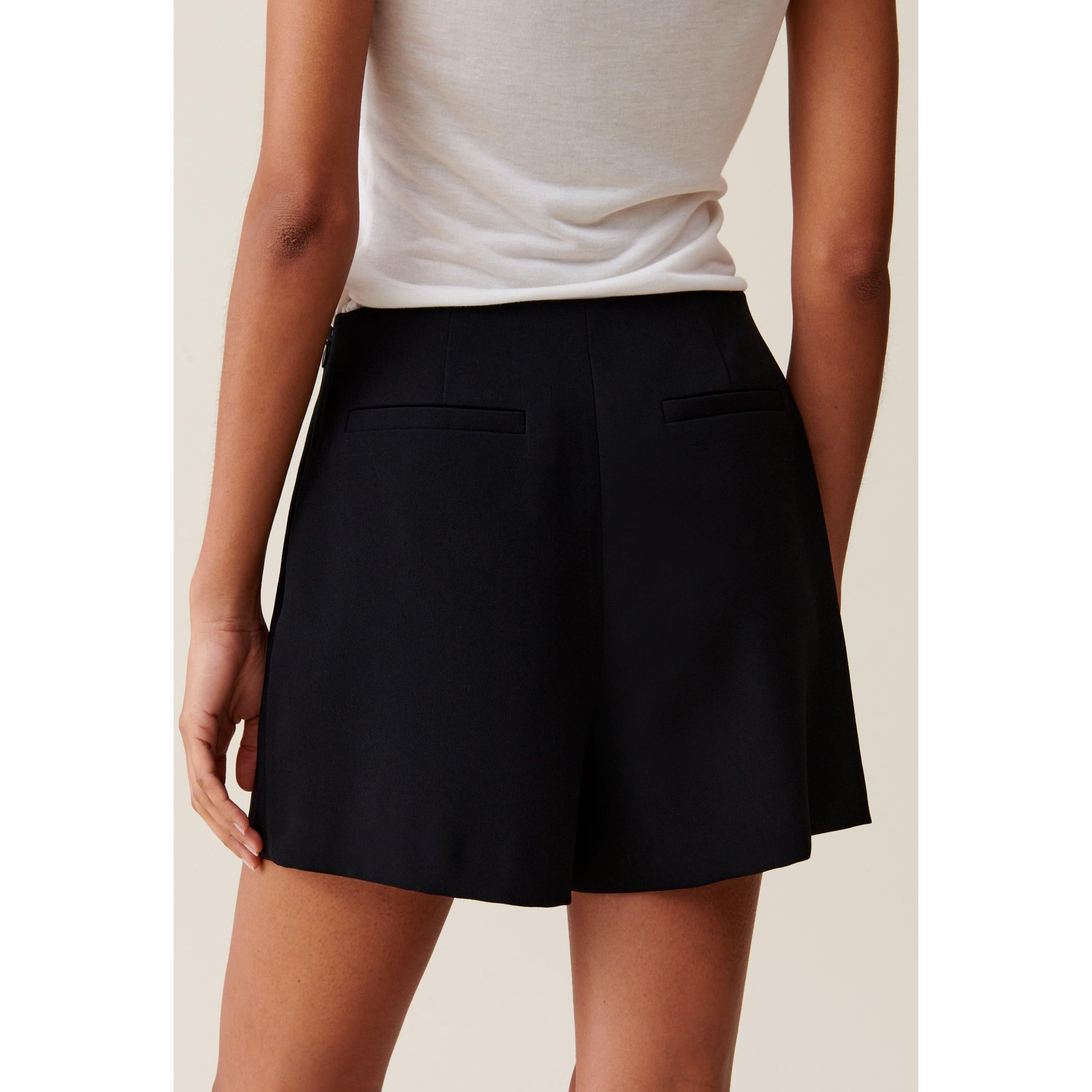 Jupe-Short Portefeuille Boutonnée