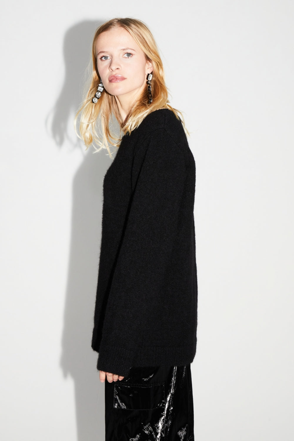 MailPixie Black 100% Extra Virgin Wool Jumper Made In Portugal - Black