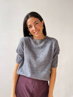 Camiseta de punto gris