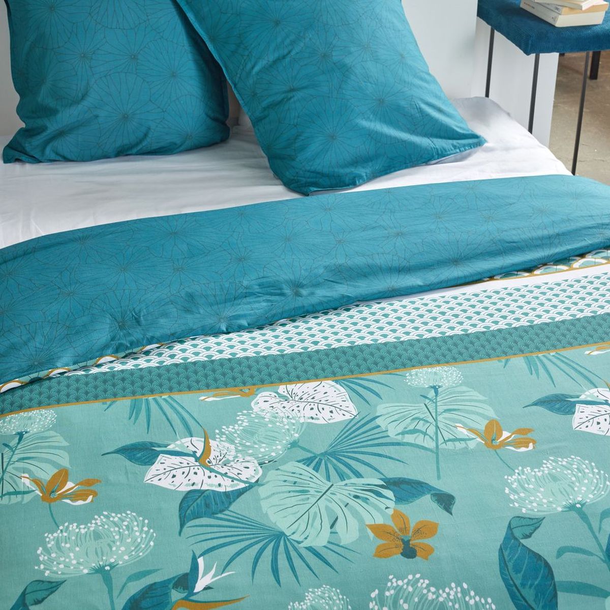 Sunshine - Pattern 19.27 Bed Set - Blue