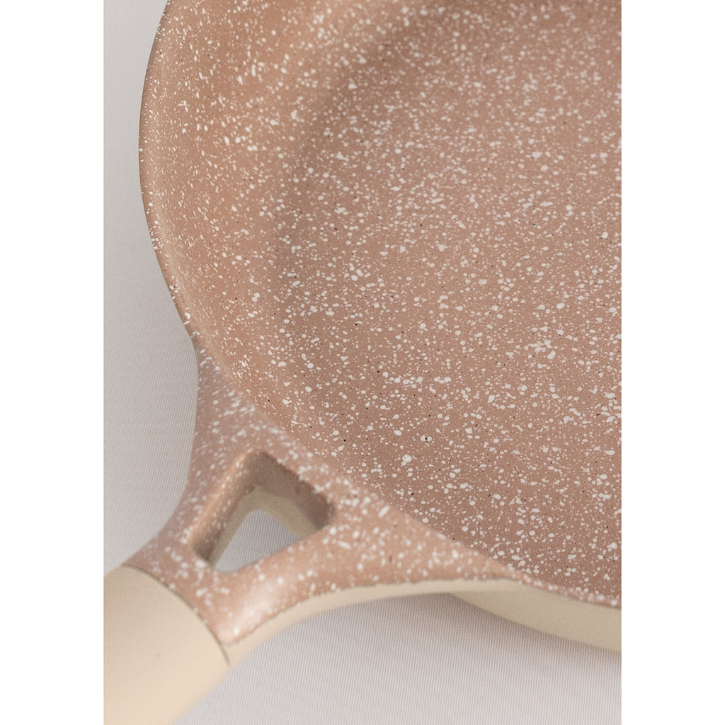 Pan Studio - Poêle En Fonte D'Aluminium & Manche En Bakélite - 24Cm - Sable & Cuivre