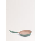 Pan Studio - Poêle En Fonte D'Aluminium & Manche En Bakélite - 28Cm - Vert Sauge & Cuivre