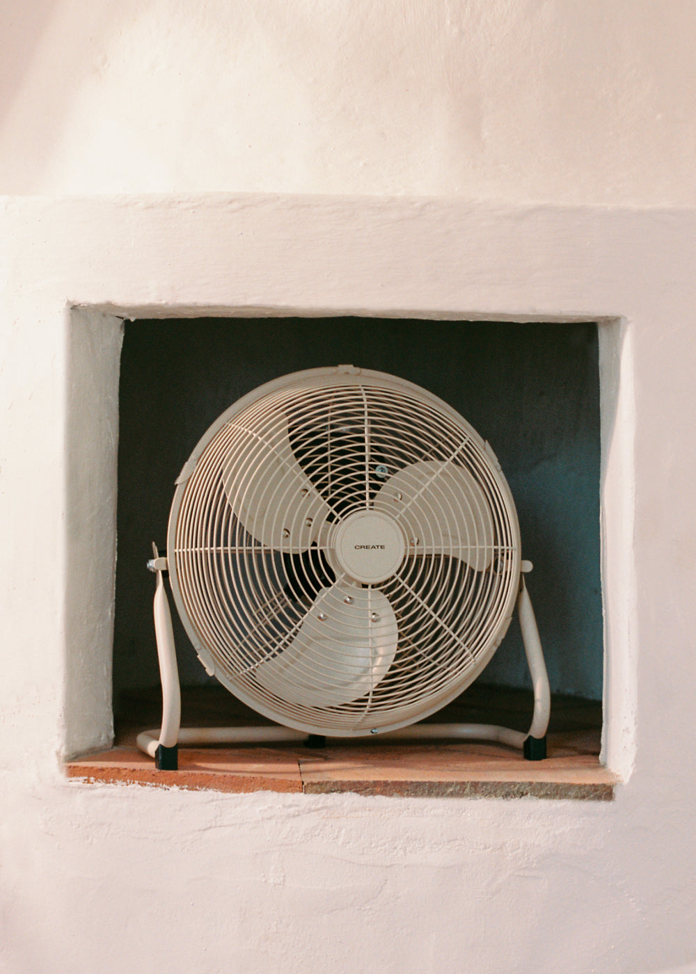 Air Floor Retro - Industrial Fan - 12" - Sand