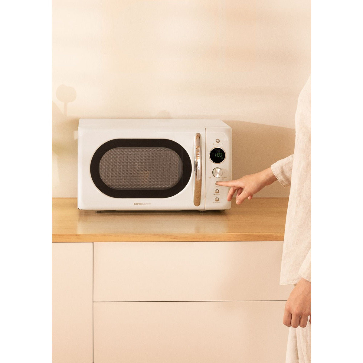 Retro Microwave - 900W Digital Grill Microwave - Off-White
