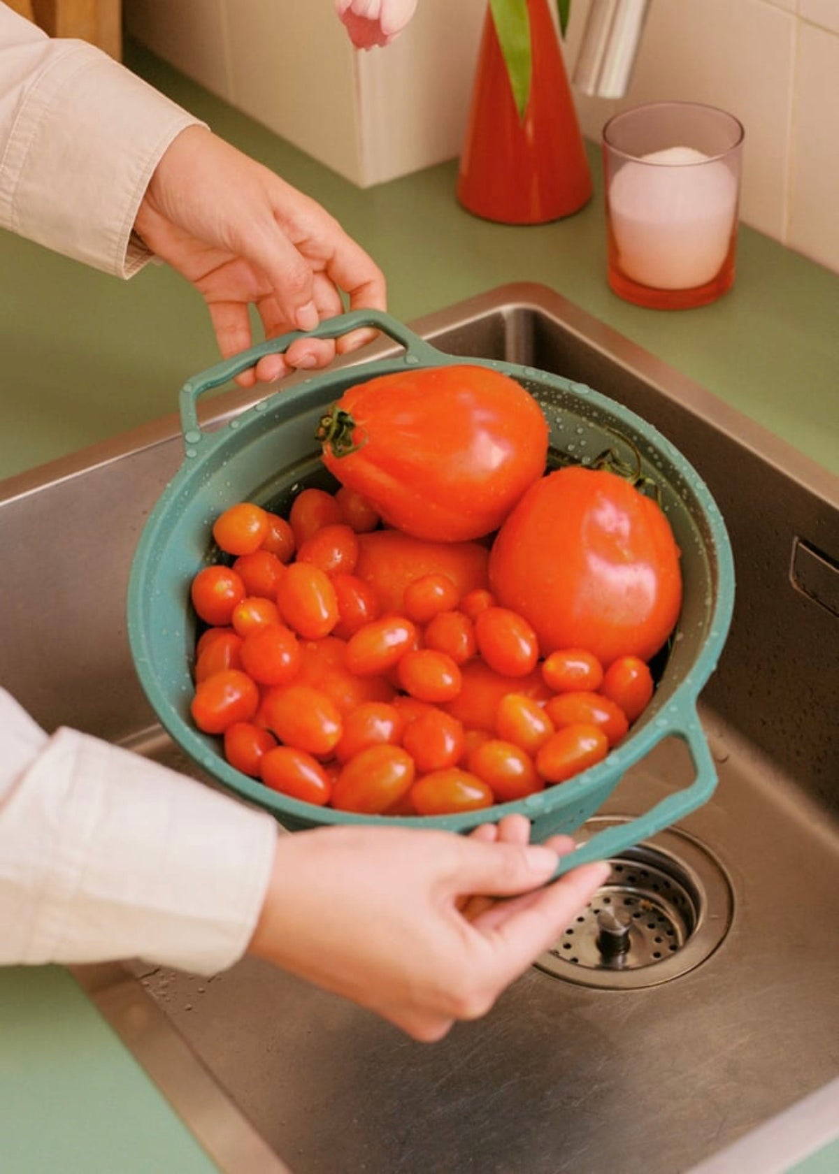 Kitchenware Studio - Colador Plegable - Salvia