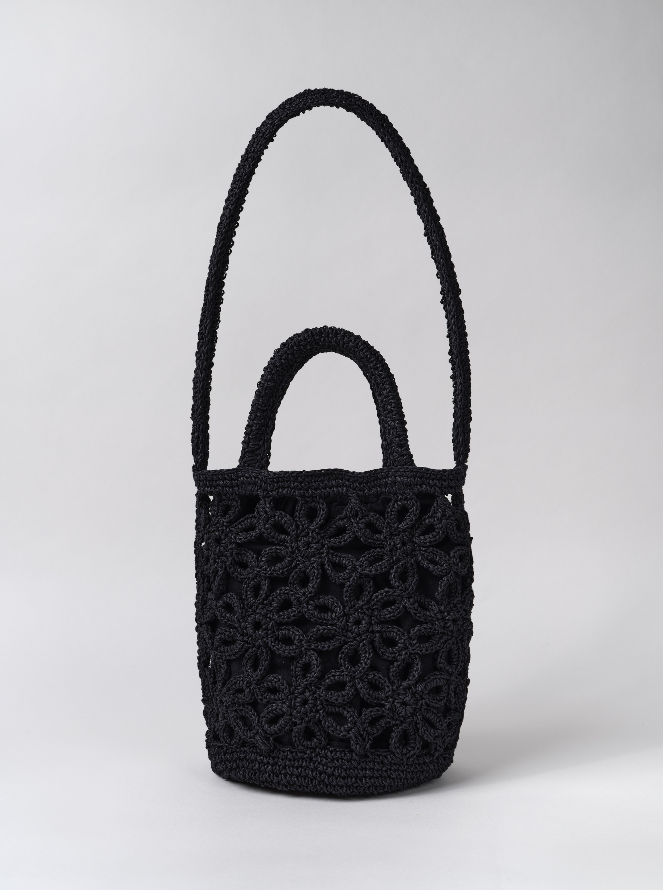 Bolso Flor Rafia Negro