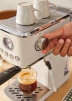 Thera Classic Compact - Cafetera Espresso Con Función Café Frío - Blanco Roto