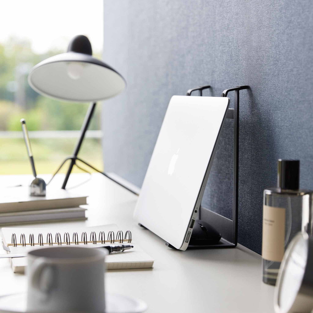 Soporte 2 en 1 para ordenador y tablet Tower - Negro