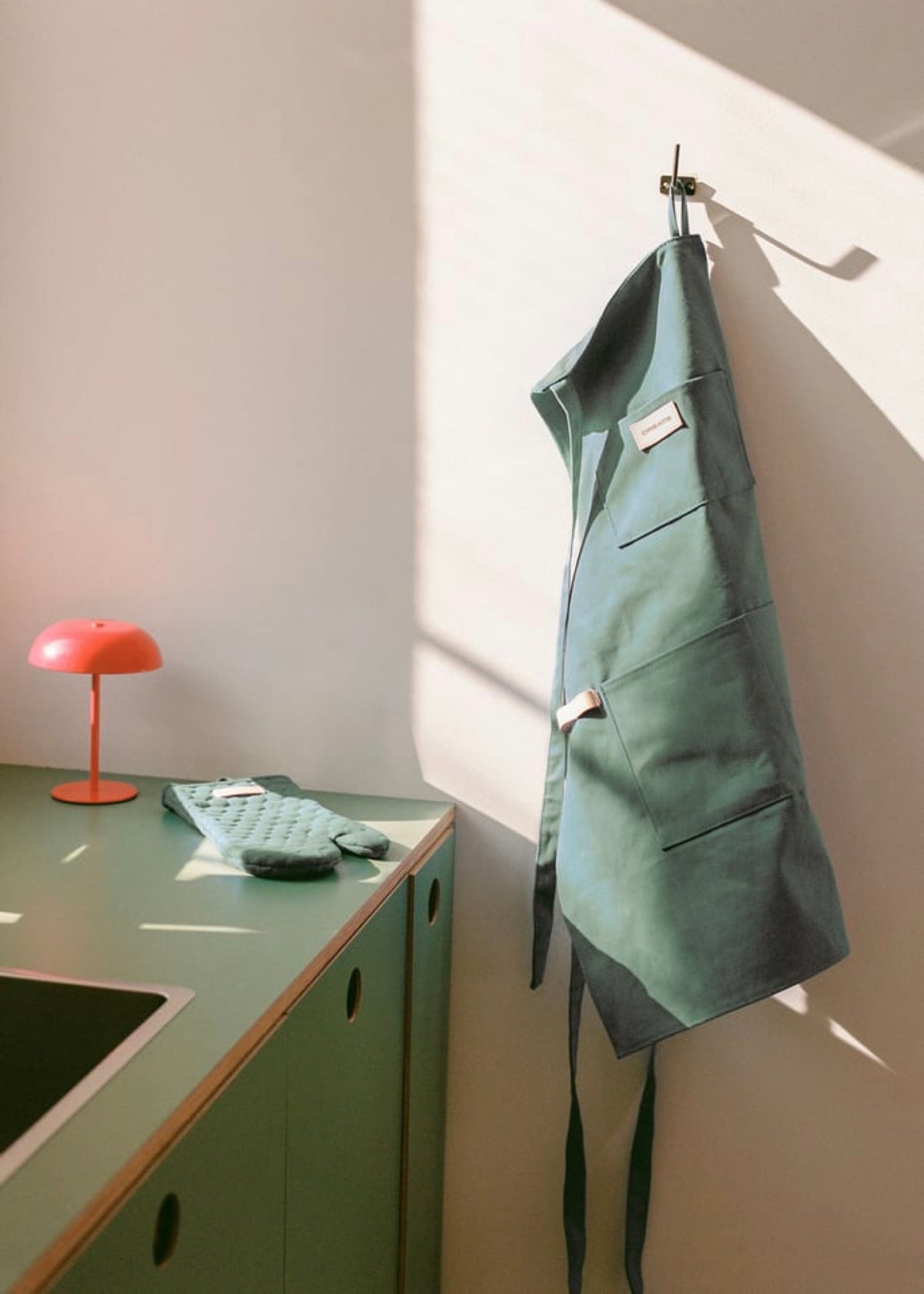 Kitchenware Studio - Pack Tablier + Gant De Four - Sauge