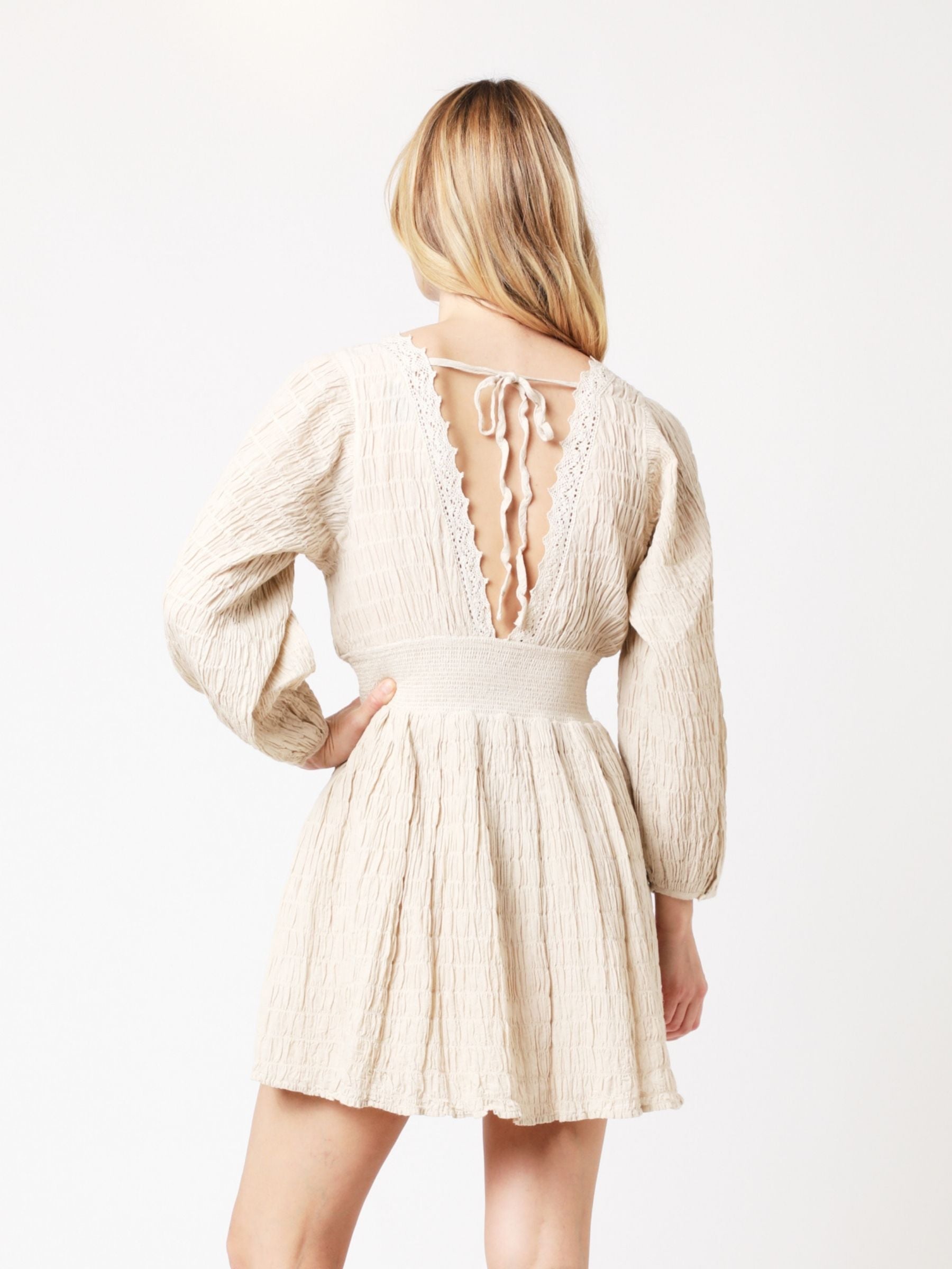 Berenice - Robe Courte Unie Brodee - Beige