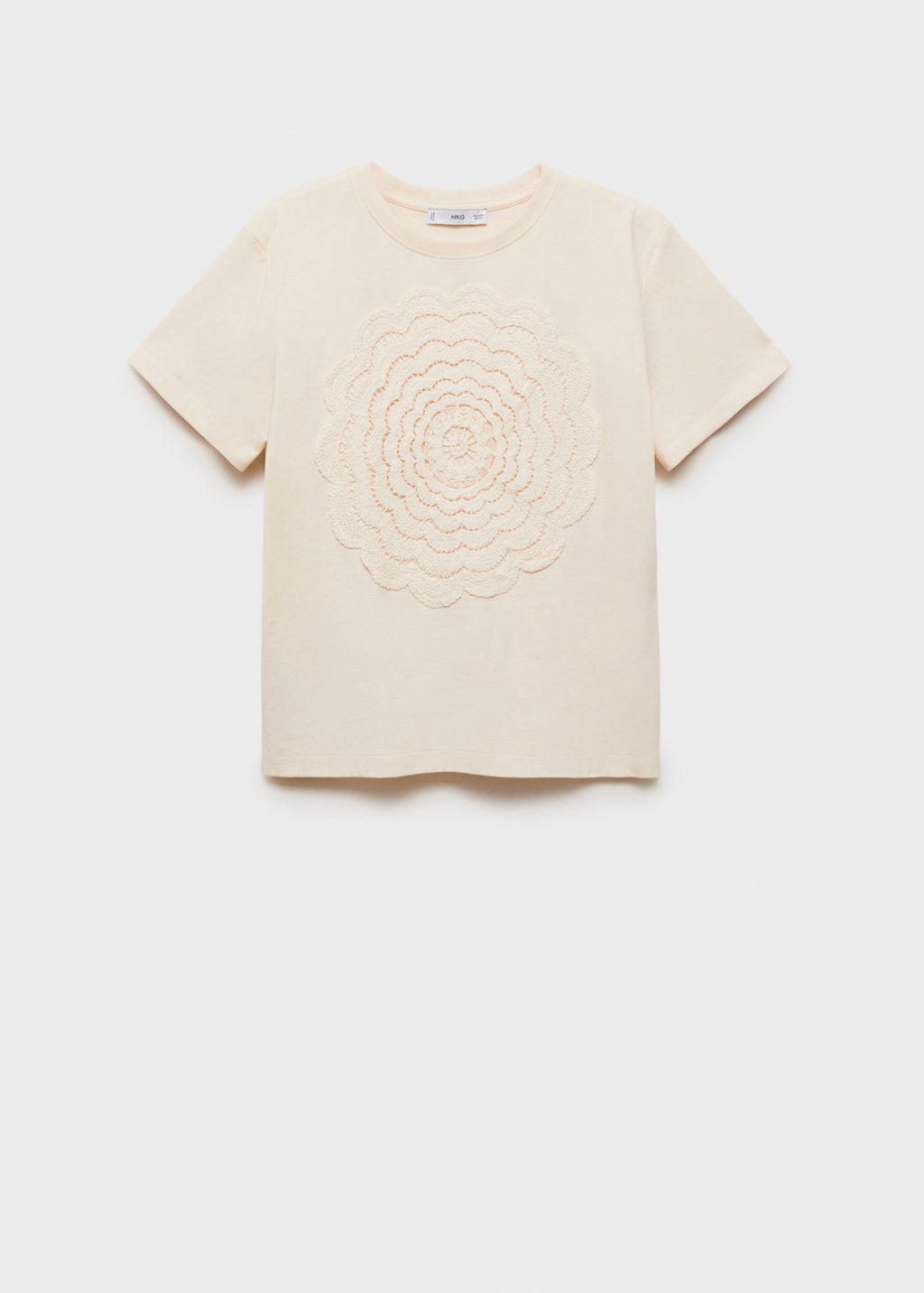 Camiseta Bordada Con Flor De Crochet
