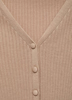 Pullover a costine con scollo a V