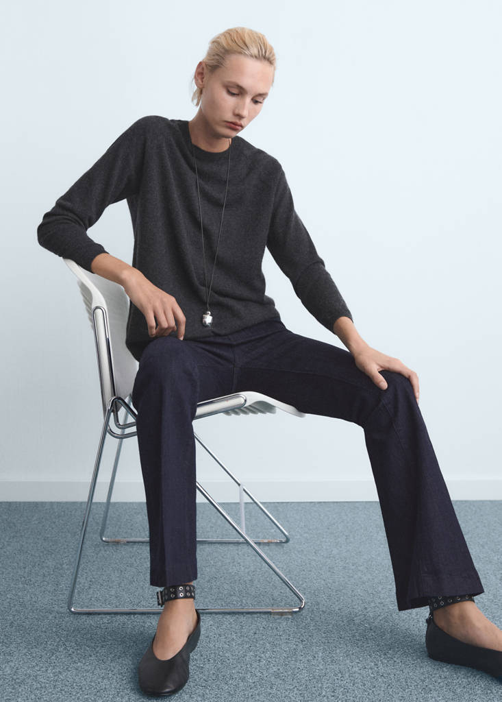 Regular-Rise Flare Jeans Rinse Wash