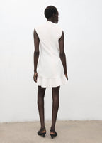 Vestido Con Volantes Y Cuello Chimenea