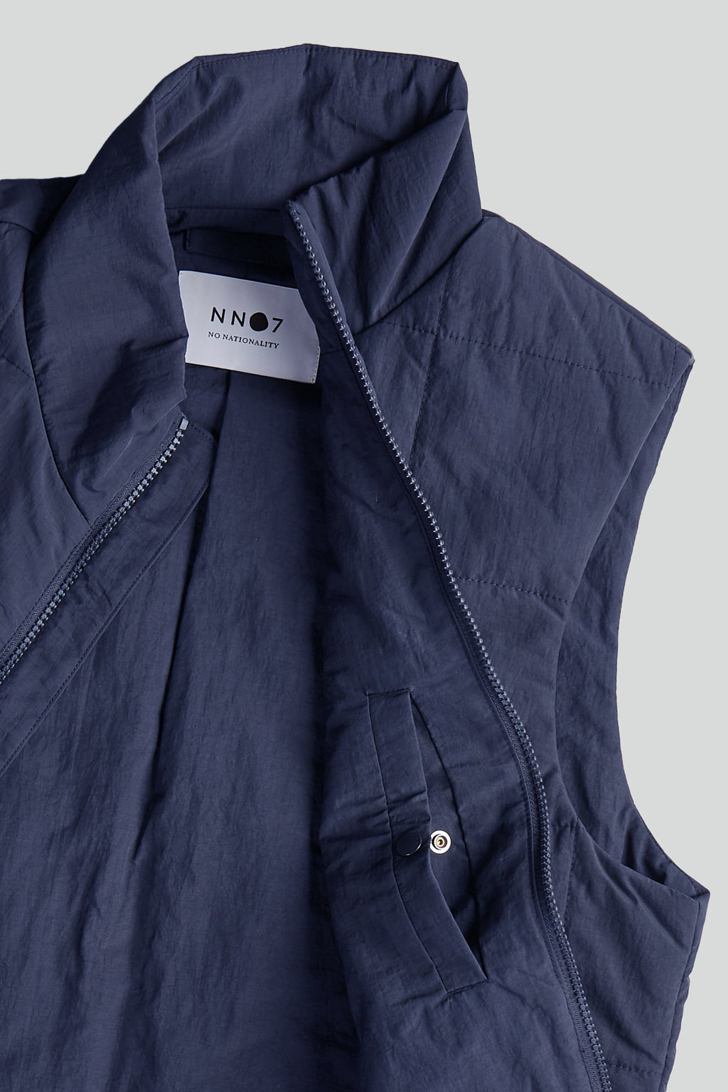 Verve Sleeveless Gilet - Navy Blue