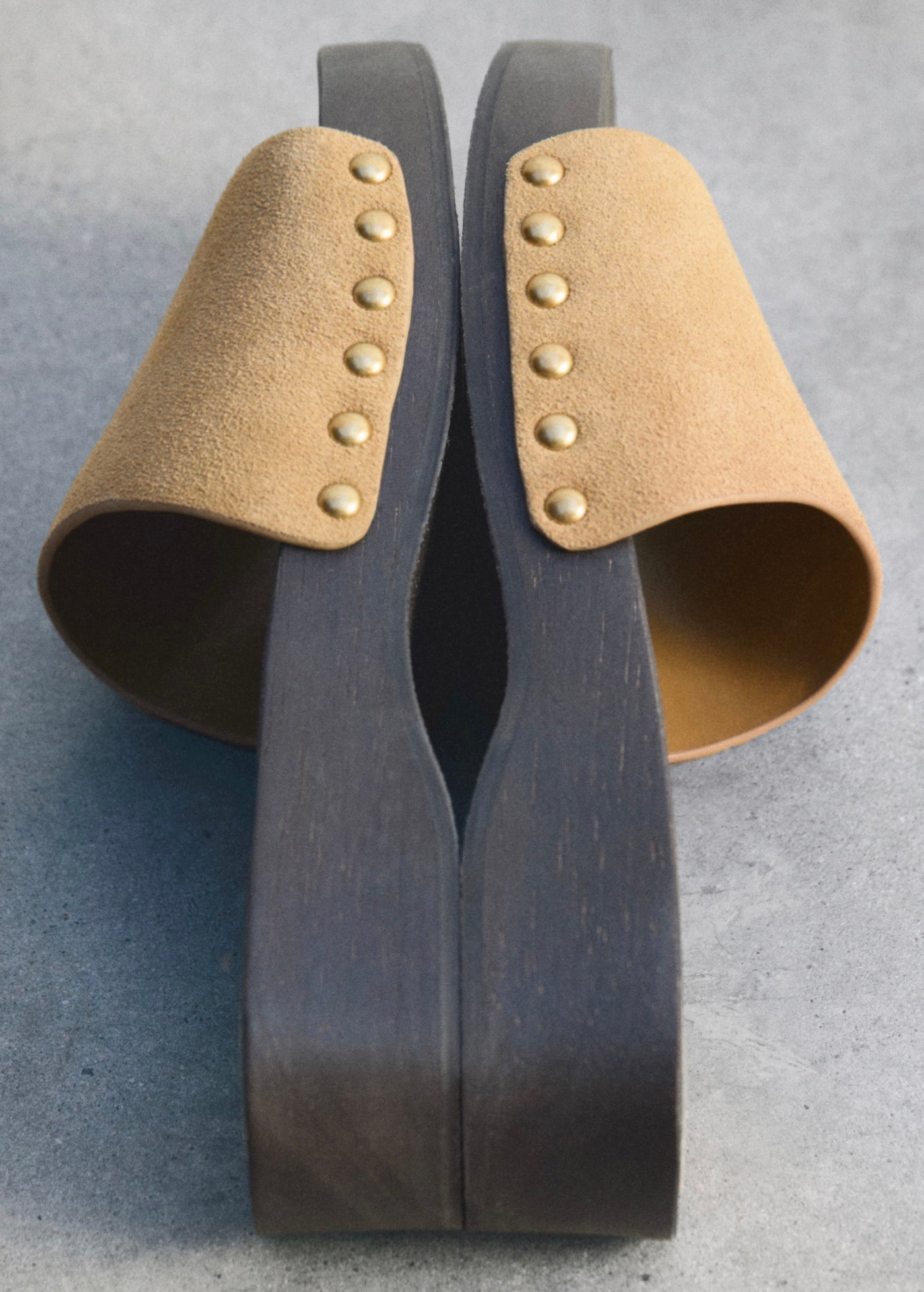 Sandales En Daim Avec Semelle En Bois
