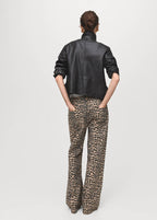 Vaqueros Rectos Con Estampado De Leopardo