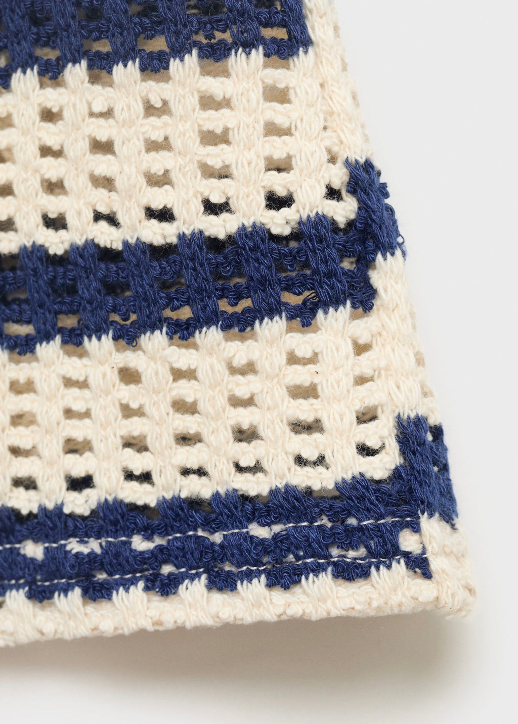 Short En Crochet À Rayures