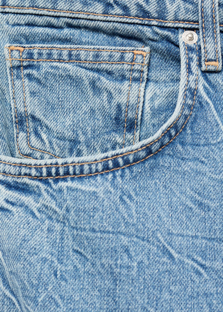 Jeans dritti effetto stropicciato