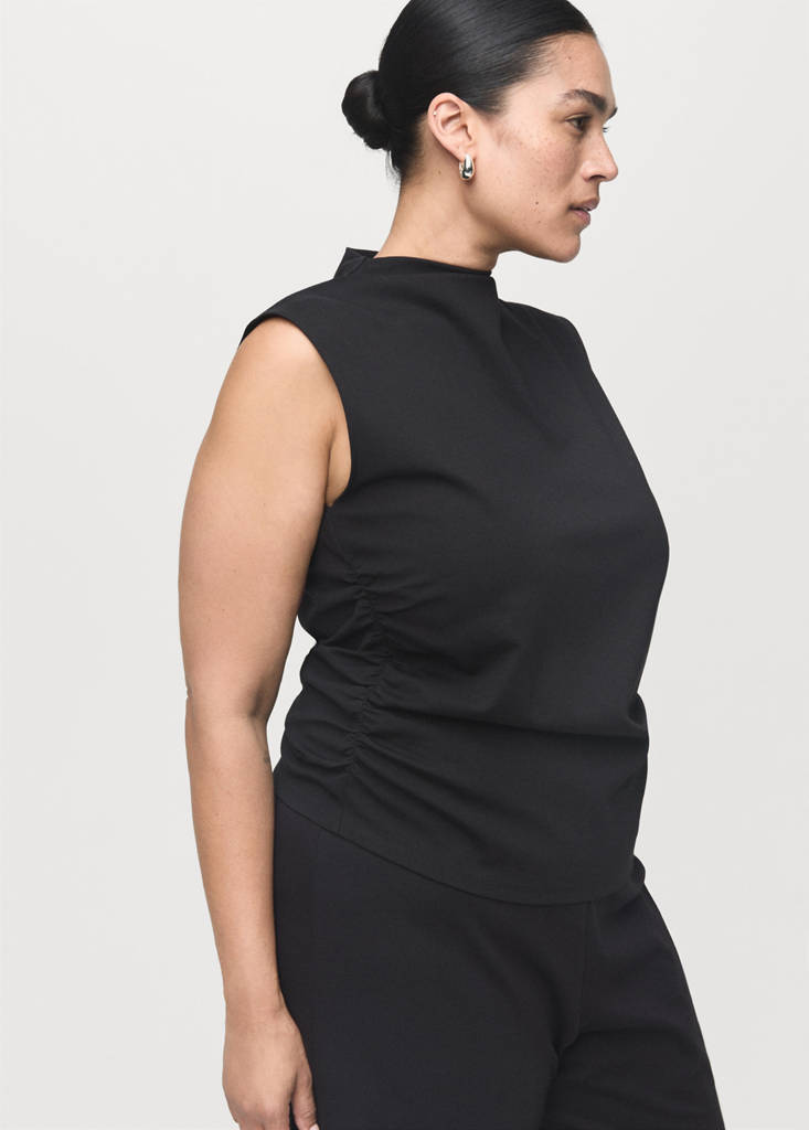 Top a Collo Alto con Arricciature