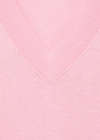 Finstrikket pullover med V-hals