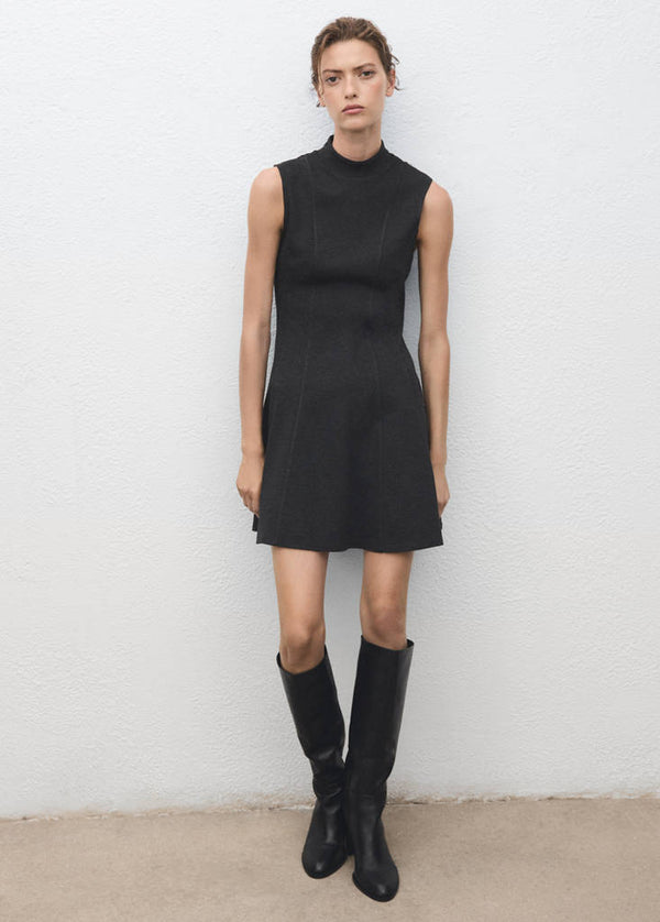 Robe Col Cheminée Avec Coutures