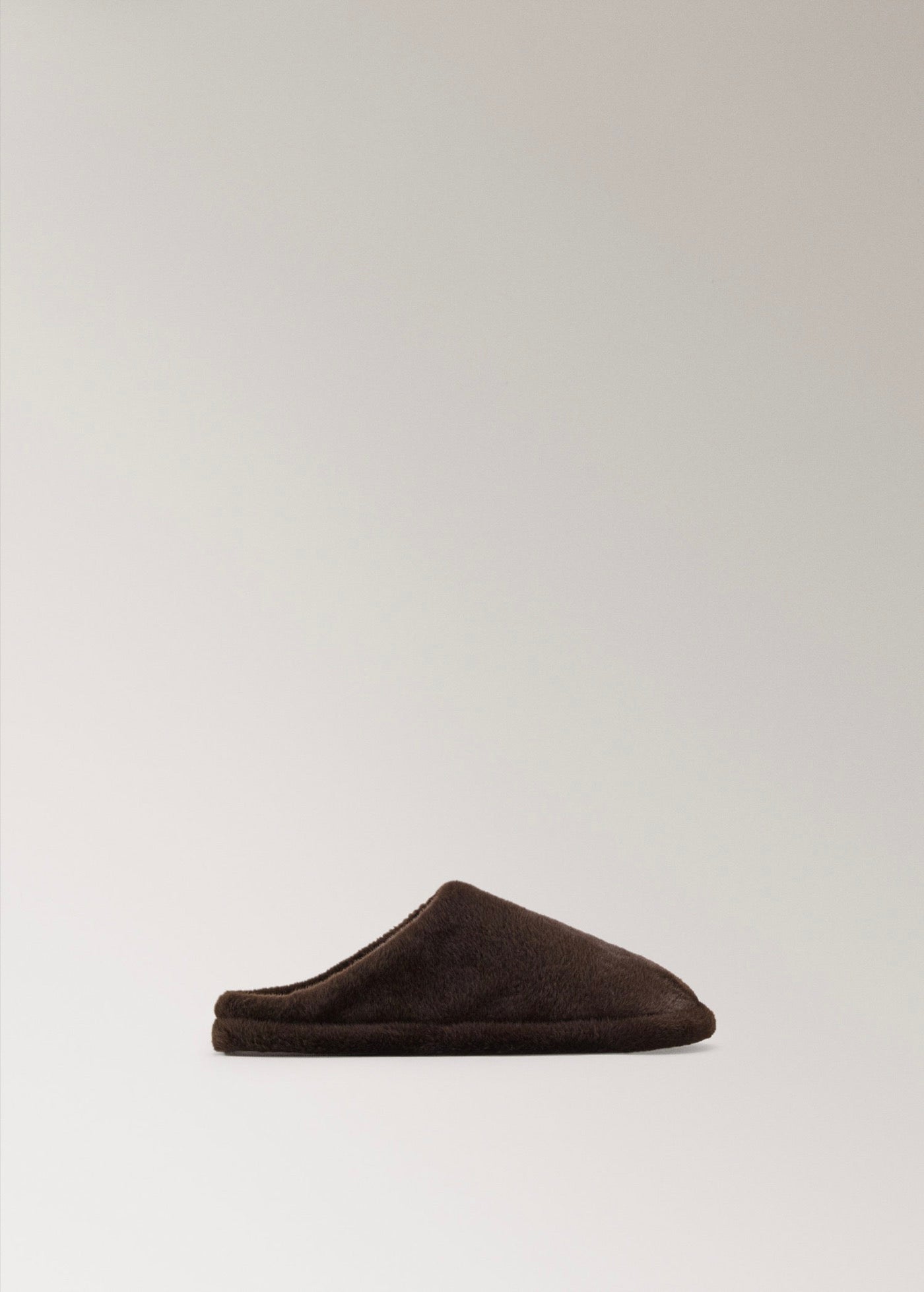 Sabot En Fourrure Avec Détails De Couture