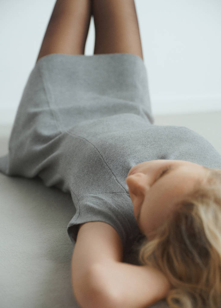 Abito svasato in maglia fine