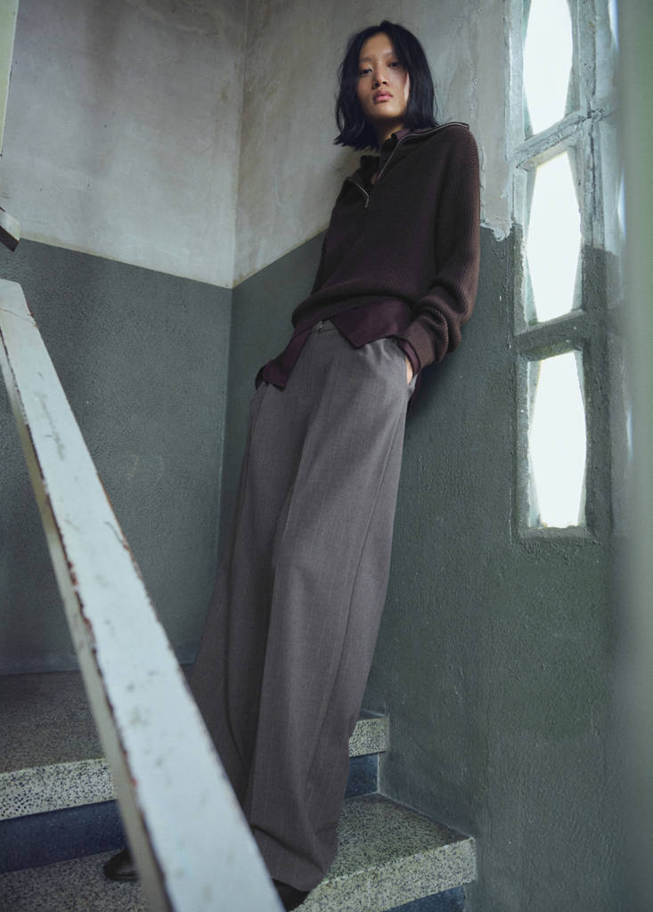 Pantaloni Ampi con Pinces
