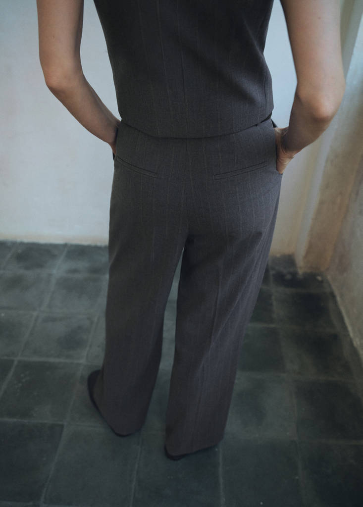 Pantaloni Ampi con Pinces