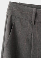 Pantaloni Ampi con Pinces
